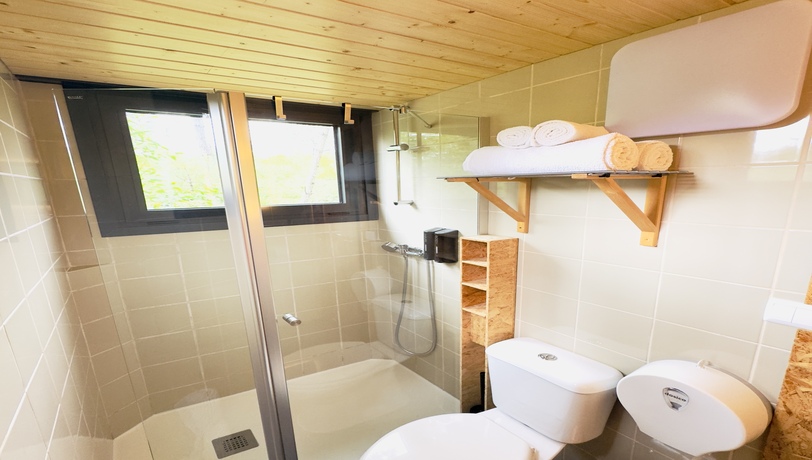 Relax Container Escapadinha a dois com jacuzzi e pequeno-almoço 