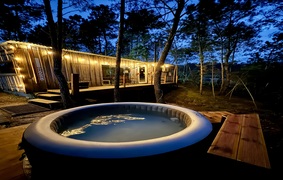 Relax Container Escapadinha a dois com jacuzzi e pequeno-almoço 